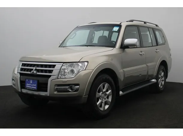 2019 ميتسوبيشي باجيرو في دبي