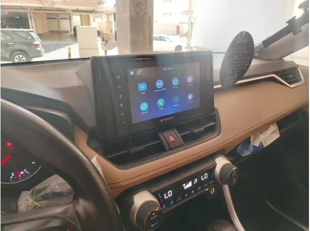 Car image 22