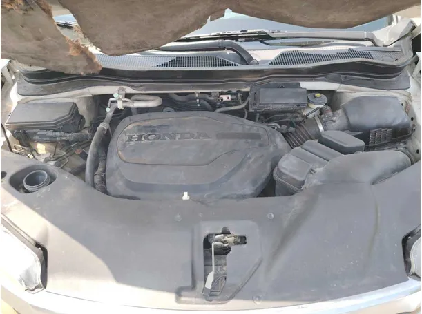 Car image 34