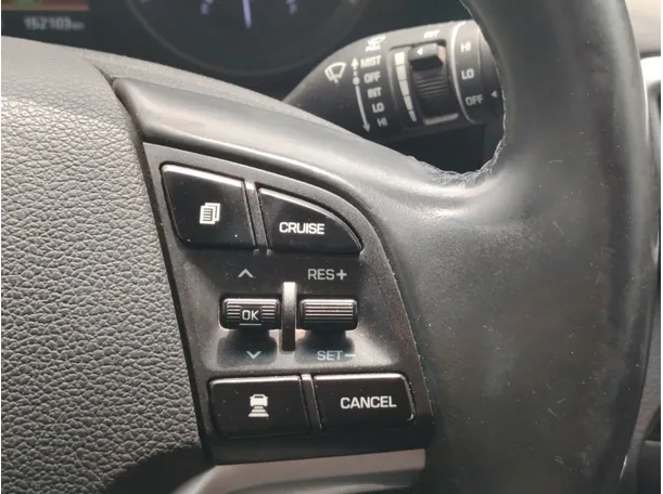 Car image 34