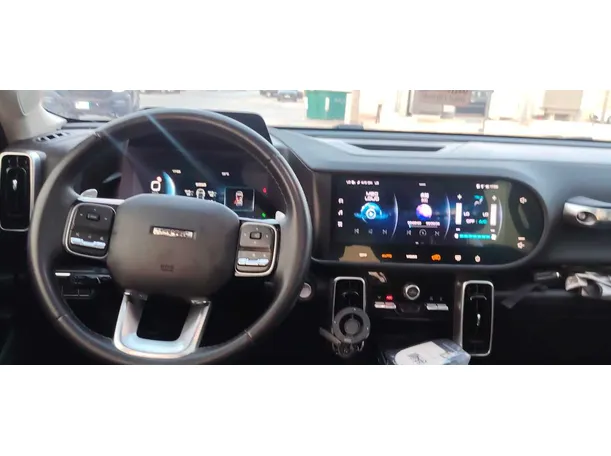 Car image 17