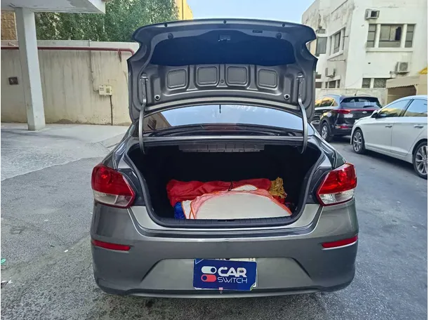Car image 23