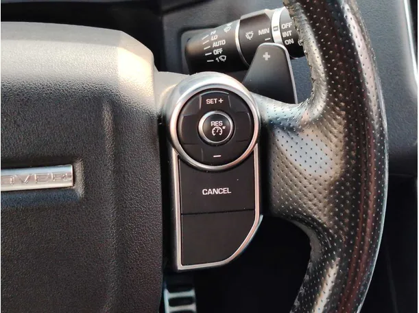 Car image 27