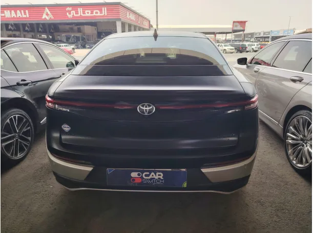 Car image 6
