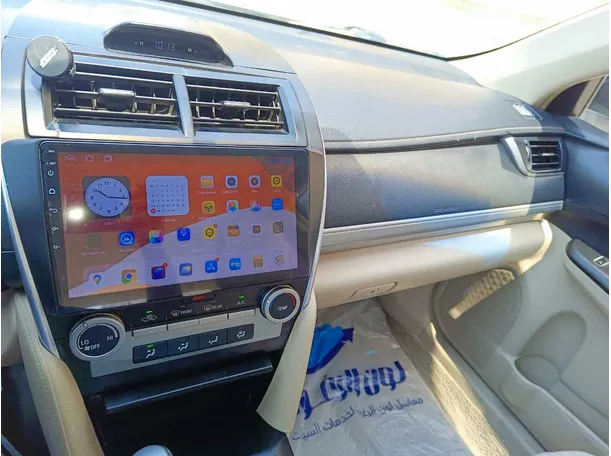 Car image 25