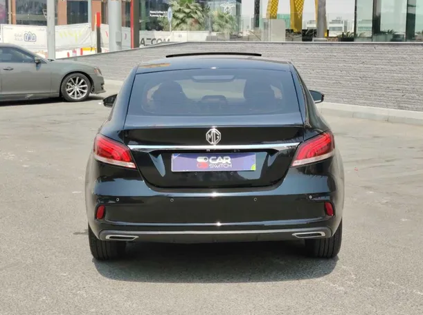 Car image 6