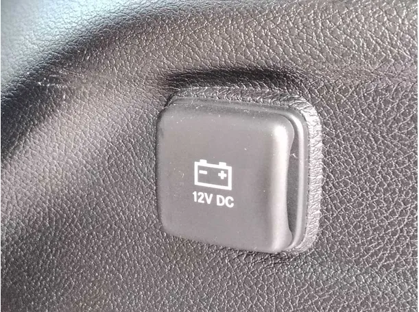 Car image 23