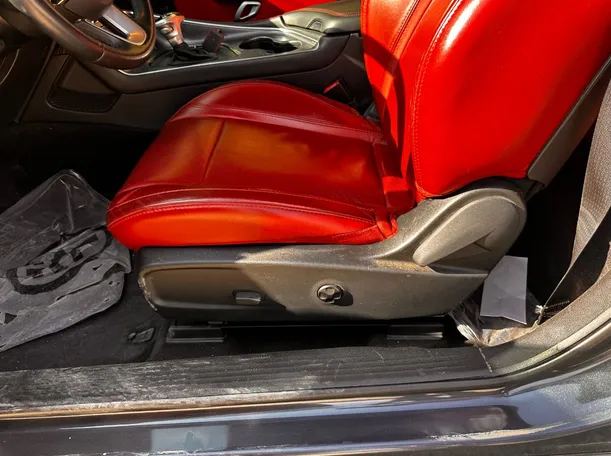 Car image 21