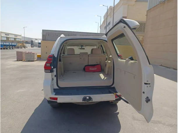 Car image 20
