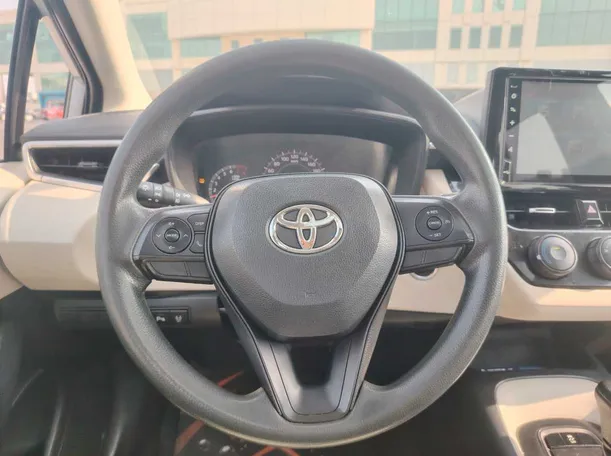 Car image 21
