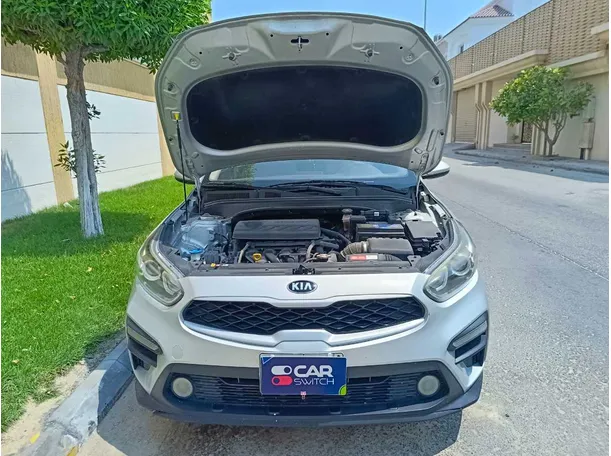 Car image 30