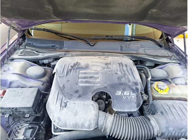 Car image 40