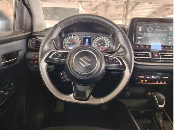 Car image 27