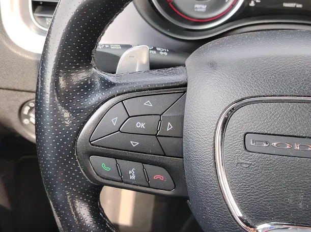 Car image 29
