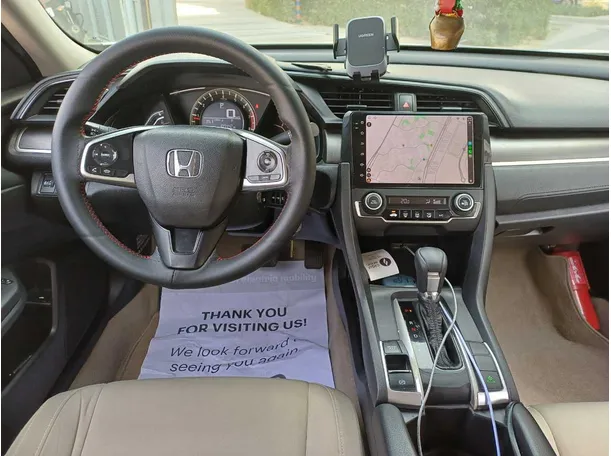 Car image 16