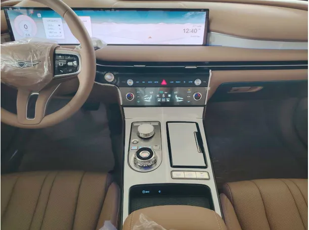 Car image 27