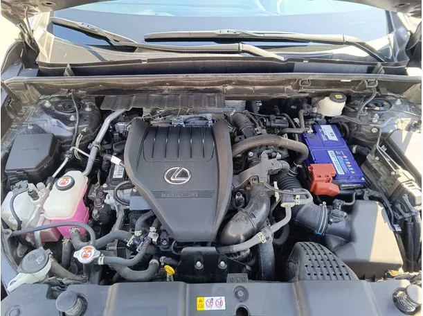 Car image 40