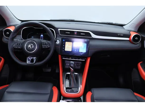 Car image 14