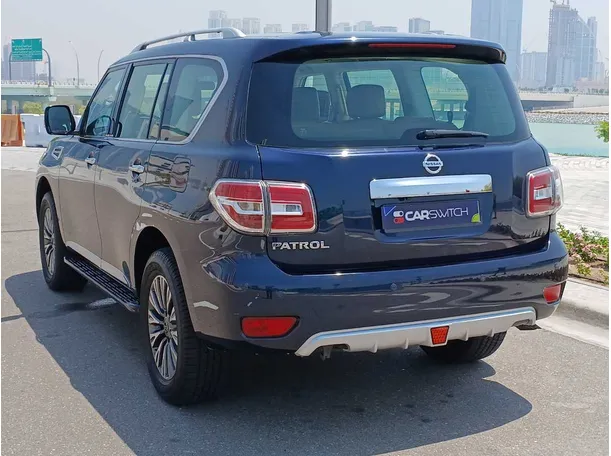 Car image 7