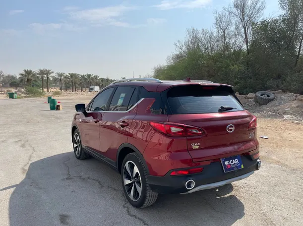 Car image 7