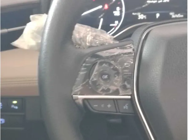 Car image 27