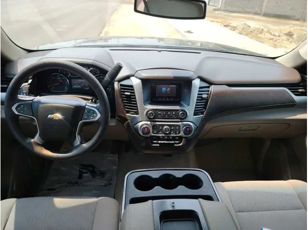 Car image 27