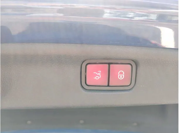 Car image 41