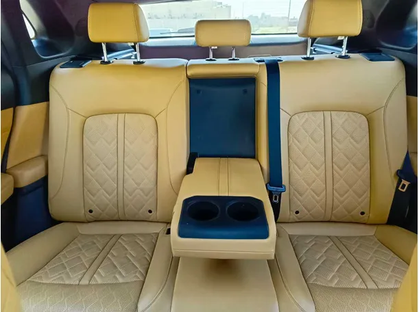 Car image 22