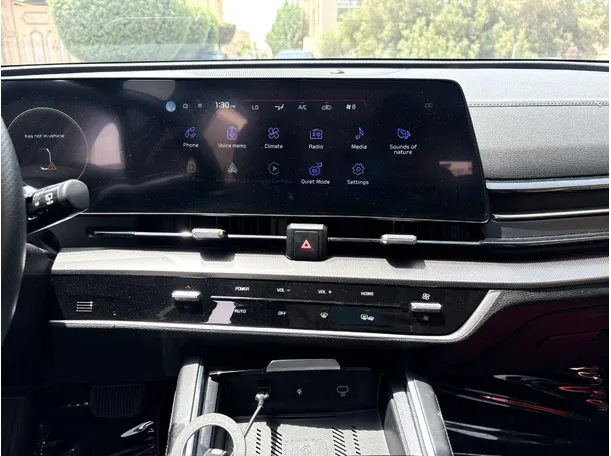 Car image 20