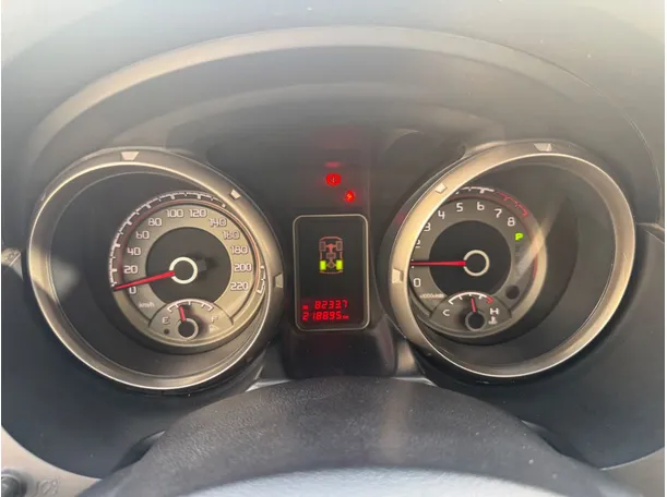 Car image 17