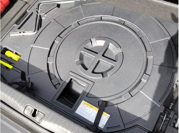 Car image 37