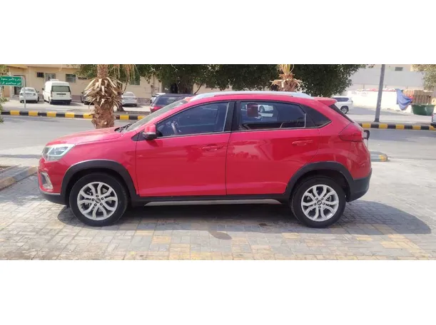 Car image 8