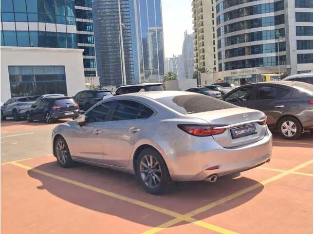 Car image 7