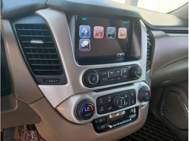 Car image 17