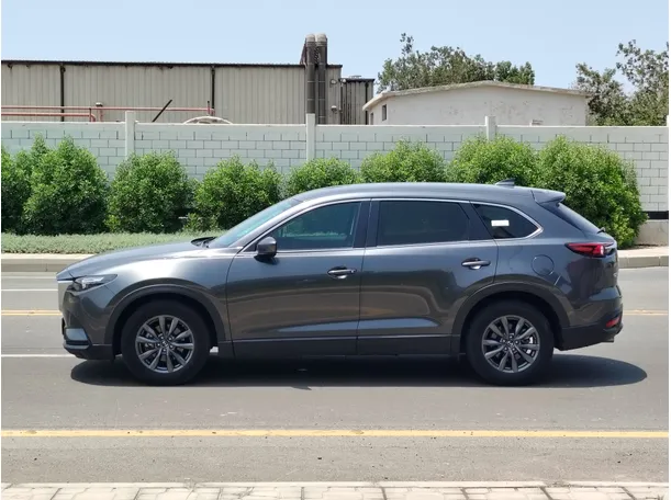 Car image 8