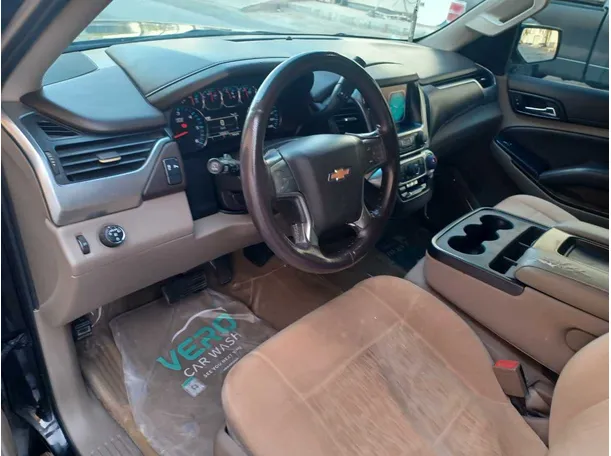 Car image 10