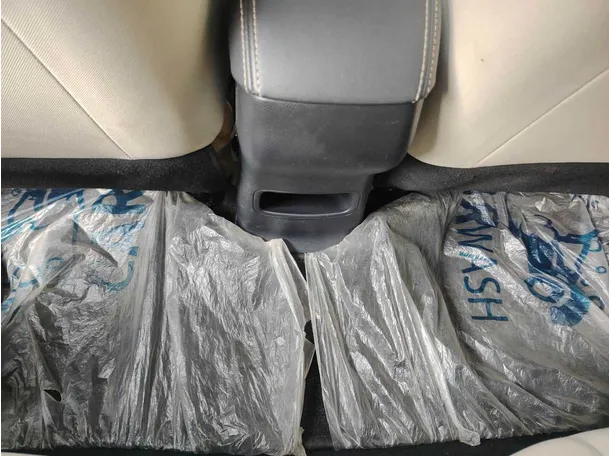 Car image 38