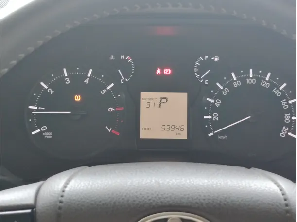 Car image 26