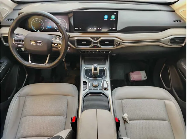 Car image 20