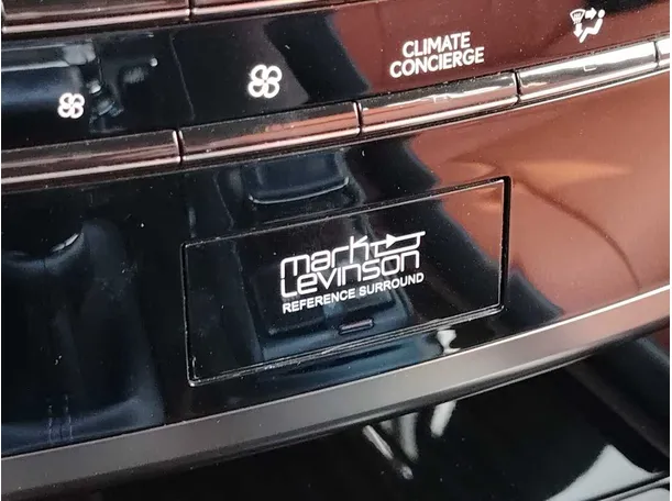Car image 35