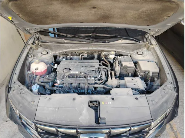 Car image 33