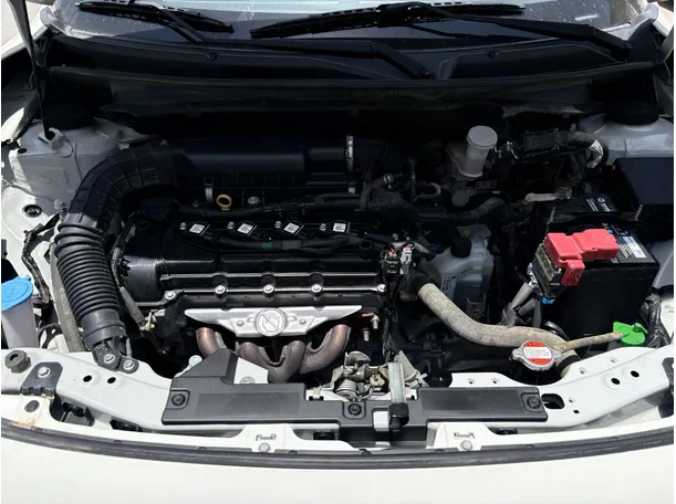 Car image 28