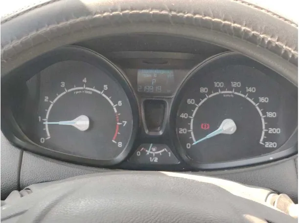 Car image 21
