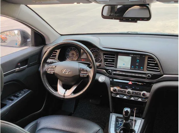 Car image 22