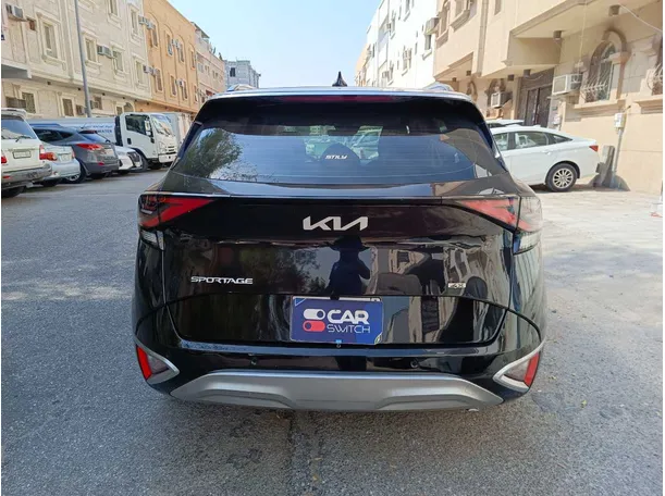 Car image 6