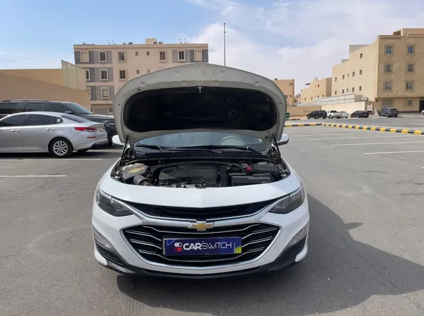Car image 22