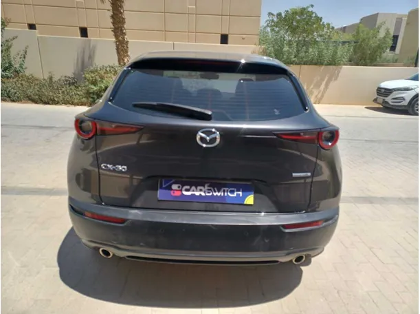 Car image 6