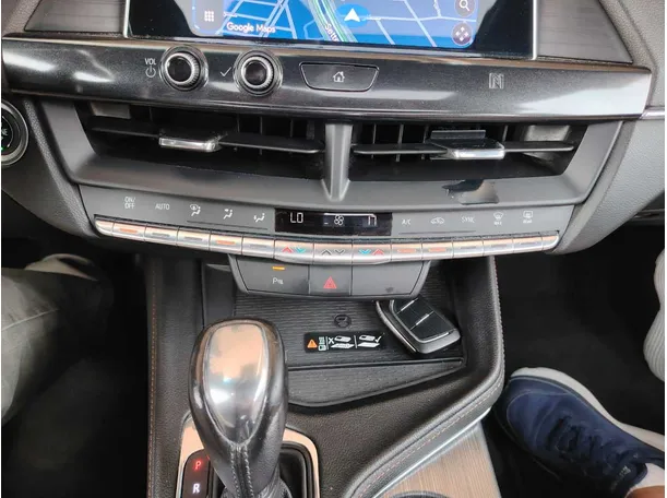 Car image 23