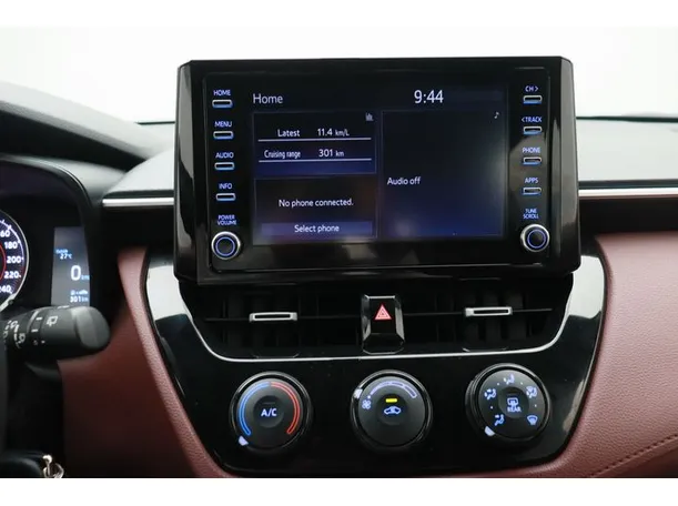 Car image 5