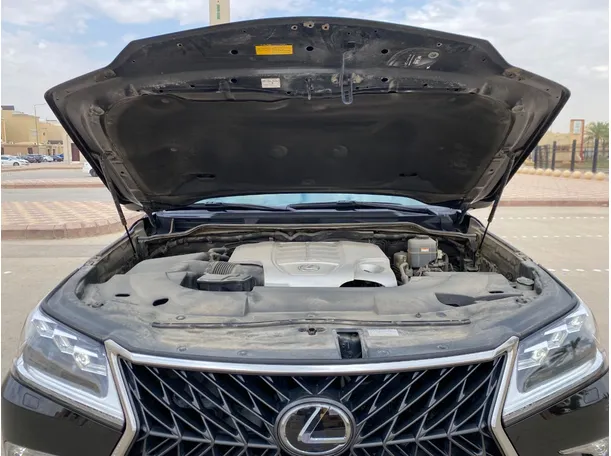 Car image 31